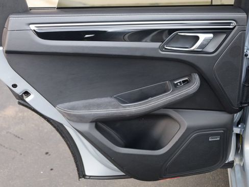 Used 2017 Porsche Macan GTS image 16