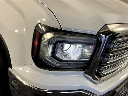 Used 2018 GMC Sierra 1500 SLE w/ SLE Value Package image 25