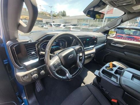 Used 2022 Chevrolet Silverado 1500 RST AWD/4WD image 10