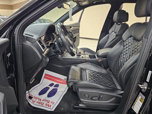 Used 2018 Audi SQ5 Premium Plus w/ S Sport Package image 18