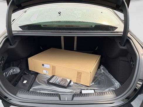New 2027 Mercedes-Benz E 350 4MATIC Sedan image 19