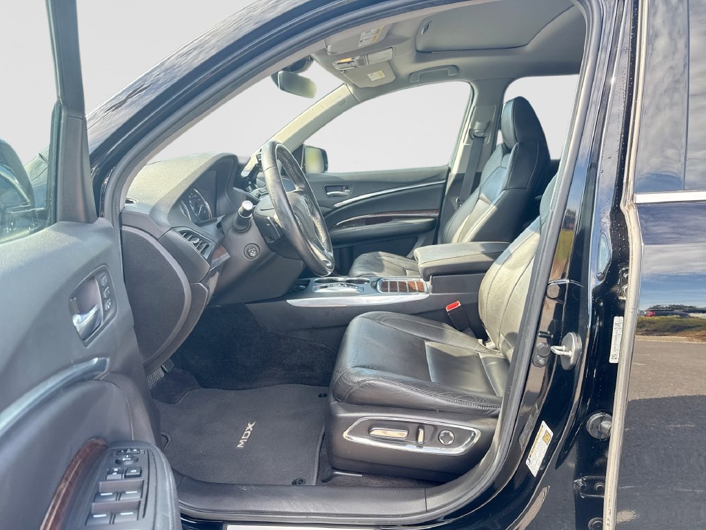 Used 2020 Acura MDX FWD image 13