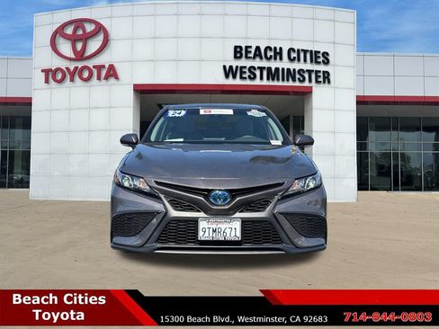 Certified 2024 Toyota Camry SE FWD image 4