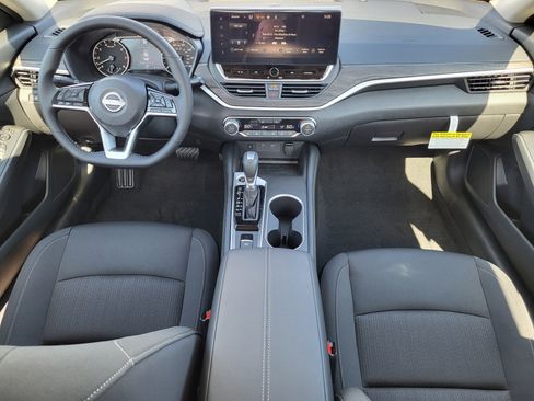 New 2025 Nissan Altima 2.5 SV w/ SV Premium Package image 11