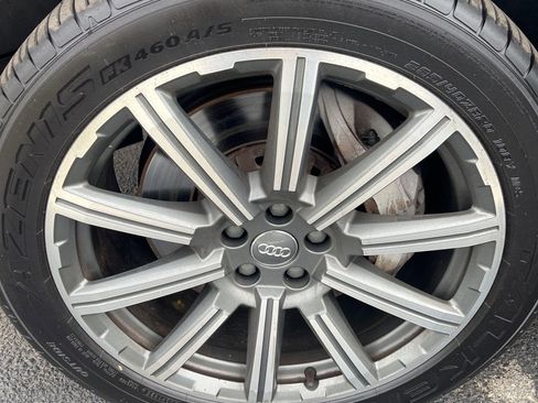 Used 2019 Audi Q7 3.0T Prestige w/ Prestige Package image 10