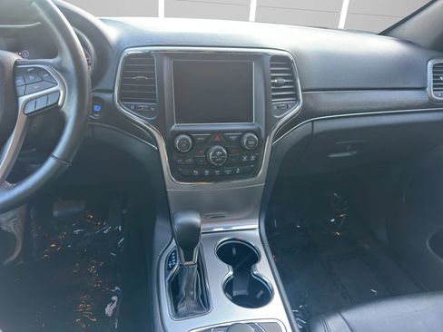 Used 2018 Jeep Grand Cherokee Limited image 20