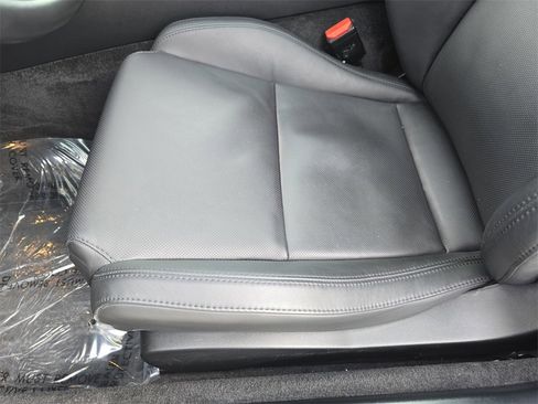 Certified 2023 Jaguar F-TYPE P450 image 27