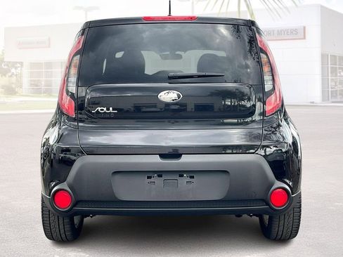 Used 2014 Kia Soul + image 15