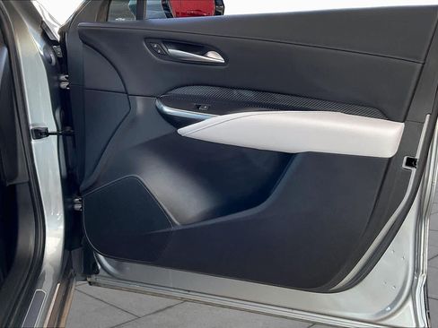 Used 2024 Cadillac XT4 Sport FWD image 23