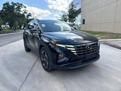 Used 2022 Hyundai Tucson Limited w/ Cargo Package FWD image 5