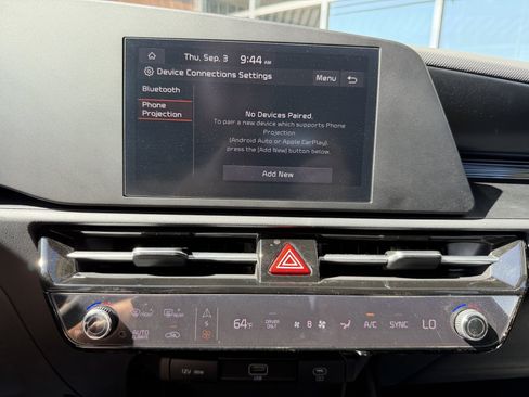 Used 2025 Kia Niro LX FWD image 21