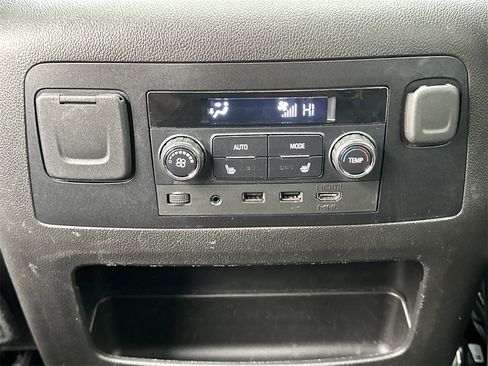 Used 2017 GMC Yukon Denali w/ Open Road Package image 23