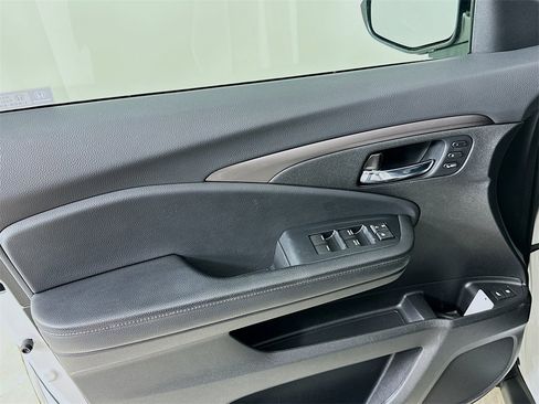 Used 2022 Honda Pilot Special Edition image 15