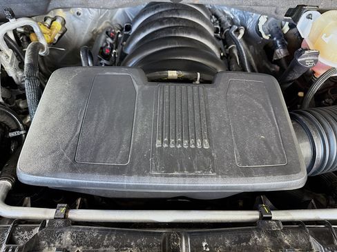 Used 2023 Cadillac Escalade Sport AWD/4WD image 39