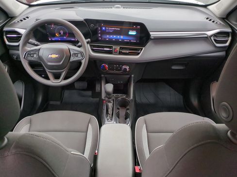 Used 2024 Chevrolet TrailBlazer LS w/ LS Convenience Package image 19