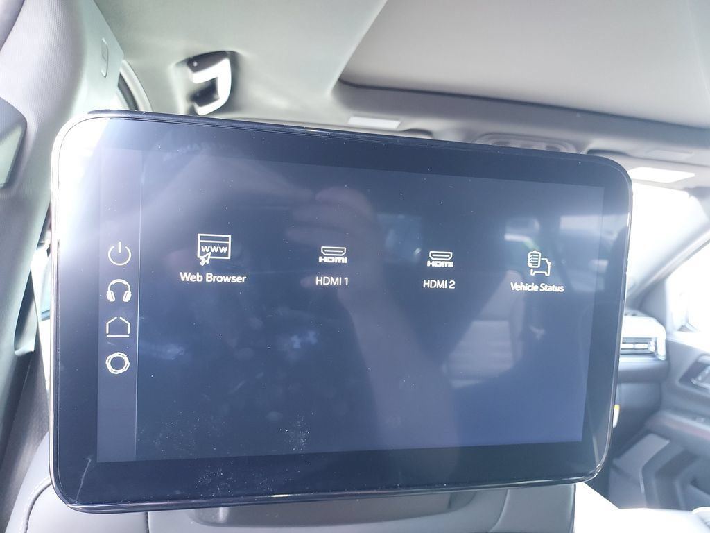 Used 2025 GMC Yukon XL AT4 Ultimate AWD/4WD image 25