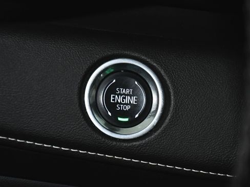 Used 2024 Cadillac Escalade ESV Premium Luxury w/ LPO, Floor Liner Package AWD/4WD image 29