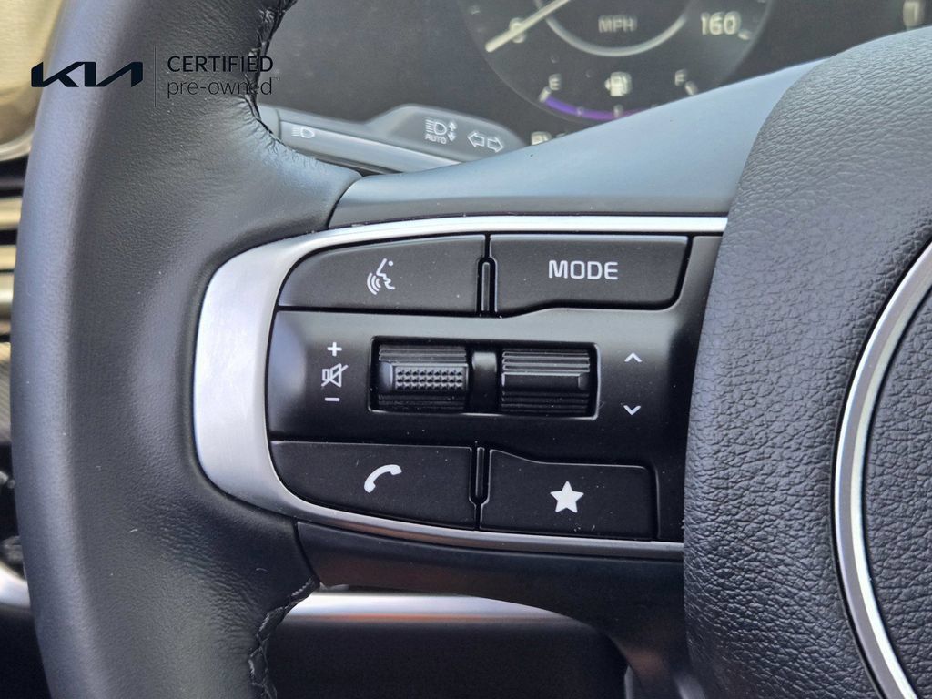 Certified 2025 Kia Sportage SX FWD image 25