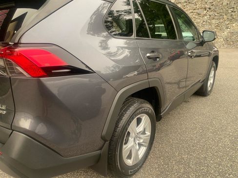 Used 2019 Toyota RAV4 XLE w/ Convenience Package AWD/4WD image 30