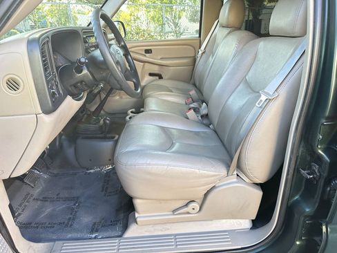 Used 2004 Chevrolet Silverado 2500 4x4 Crew Cab image 12
