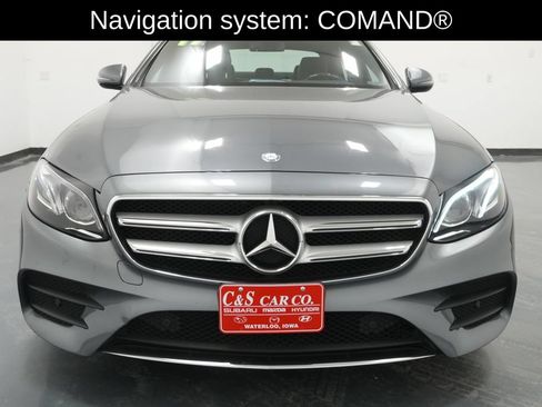 Used 2017 Mercedes-Benz E 300 4MATIC image 2