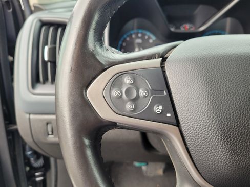 Used 2019 Chevrolet Colorado Z71 w/ Z71 Midnight Edition image 22