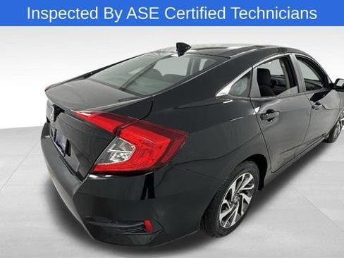 Used 2018 Honda Civic EX image 3