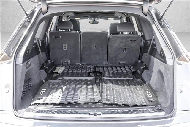 Certified 2025 Audi Q7 2.0T Premium w/ Convenience Package AWD/4WD image 23