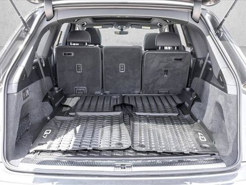 Certified 2025 Audi Q7 2.0T Premium w/ Convenience Package AWD/4WD image 23