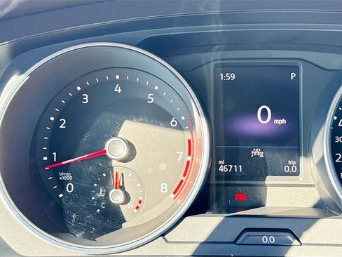 Used 2020 Volkswagen Tiguan SE image 15