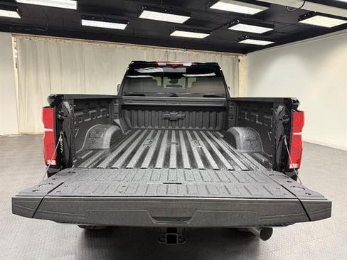 New 2026 Chevrolet Silverado 2500 ZR2 AWD/4WD image 4
