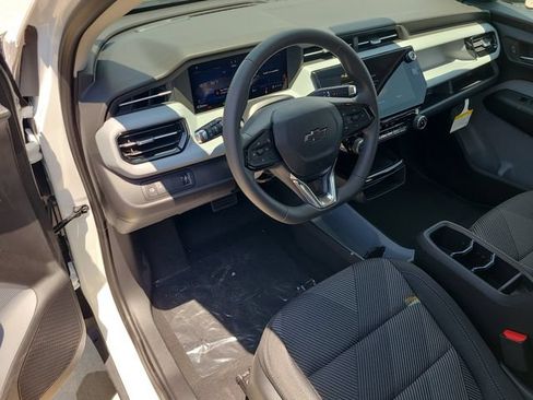 New 2027 Chevrolet Bolt LT FWD image 19