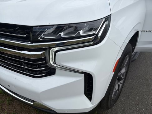 Used 2022 Chevrolet Tahoe LT w/ Luxury Package AWD/4WD image 30