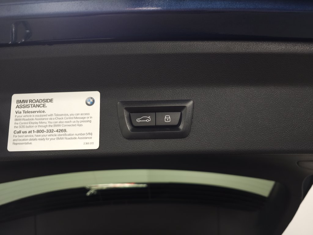 Used 2023 BMW X3 xDrive30i w/ Premium Package w/ZPA AWD/4WD image 9