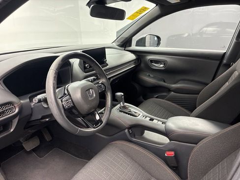 Used 2025 Honda HR-V Sport image 5