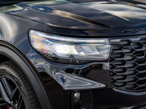 New 2026 Ford Explorer ST w/ Sun And Sound Package image 6