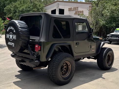 Used 2004 Jeep Wrangler X w/ Convenience Group AWD/4WD image 15