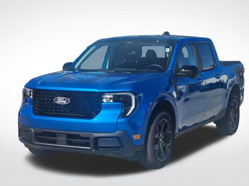 New 2026 Ford Maverick Lariat w/ Black Appearance Package image 2