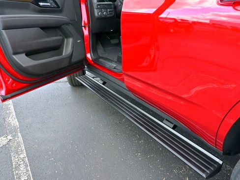 New 2025 Chevrolet Tahoe High Country image 3