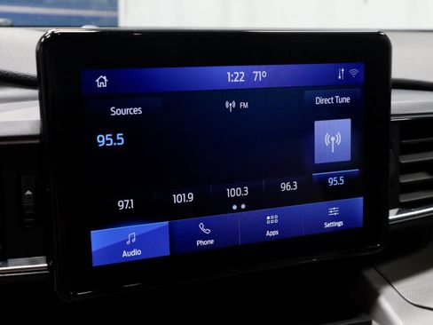 Certified 2023 Ford Explorer XLT w/ Equipment Group 202A AWD/4WD image 3
