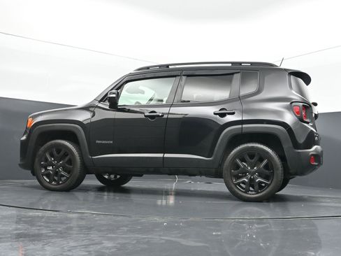 Used 2023 Jeep Renegade Altitude AWD/4WD image 36