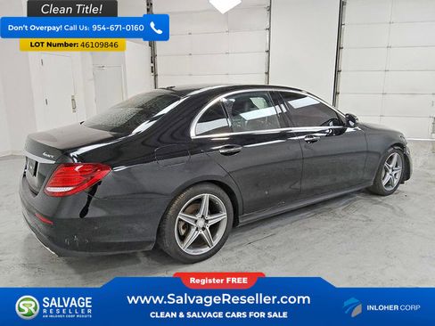 Used 2017 Mercedes-Benz E 300 4MATIC image 4