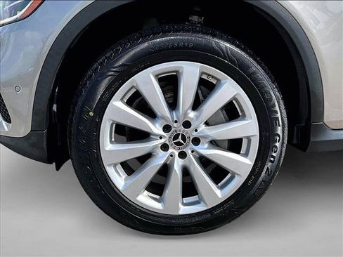 Used 2020 Mercedes-Benz GLC 300 image 10