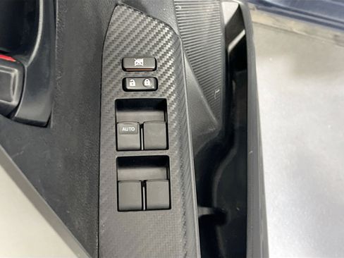 Used 2013 Toyota RAV4 XLE image 17