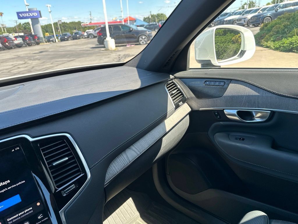 Used 2024 Volvo XC90 T8 Ultimate w/ Protection Package Premier AWD/4WD image 21