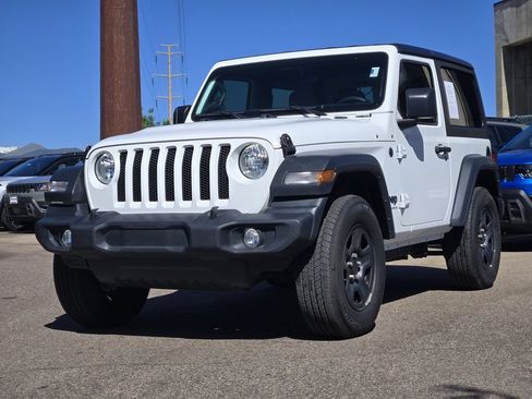 Used 2023 Jeep Wrangler Sport AWD/4WD image 3