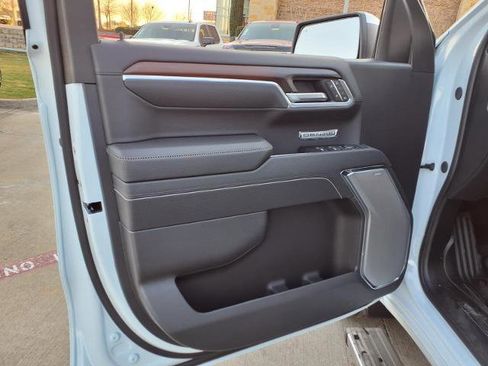 New 2026 GMC Sierra 1500 Denali w/ Denali Reserve Package image 21