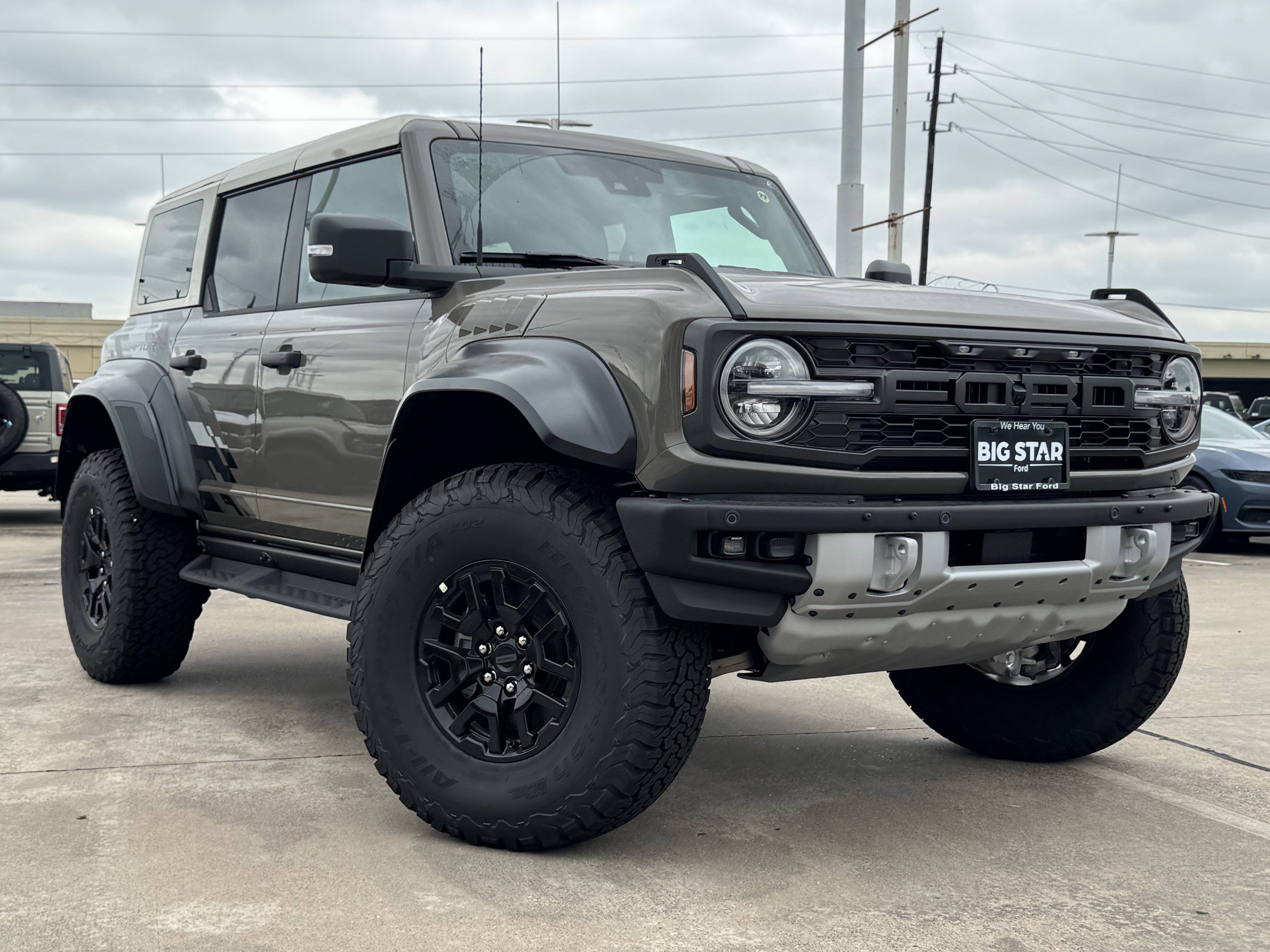 New 2026 Ford Bronco Raptor AWD/4WD image 2