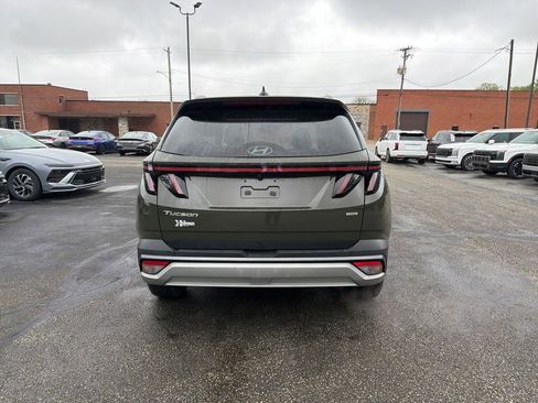 Certified 2025 Hyundai Tucson SEL AWD/4WD image 6