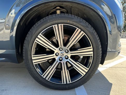 Certified 2022 Volvo XC90 T6 Inscription w/ Climate Package image 9